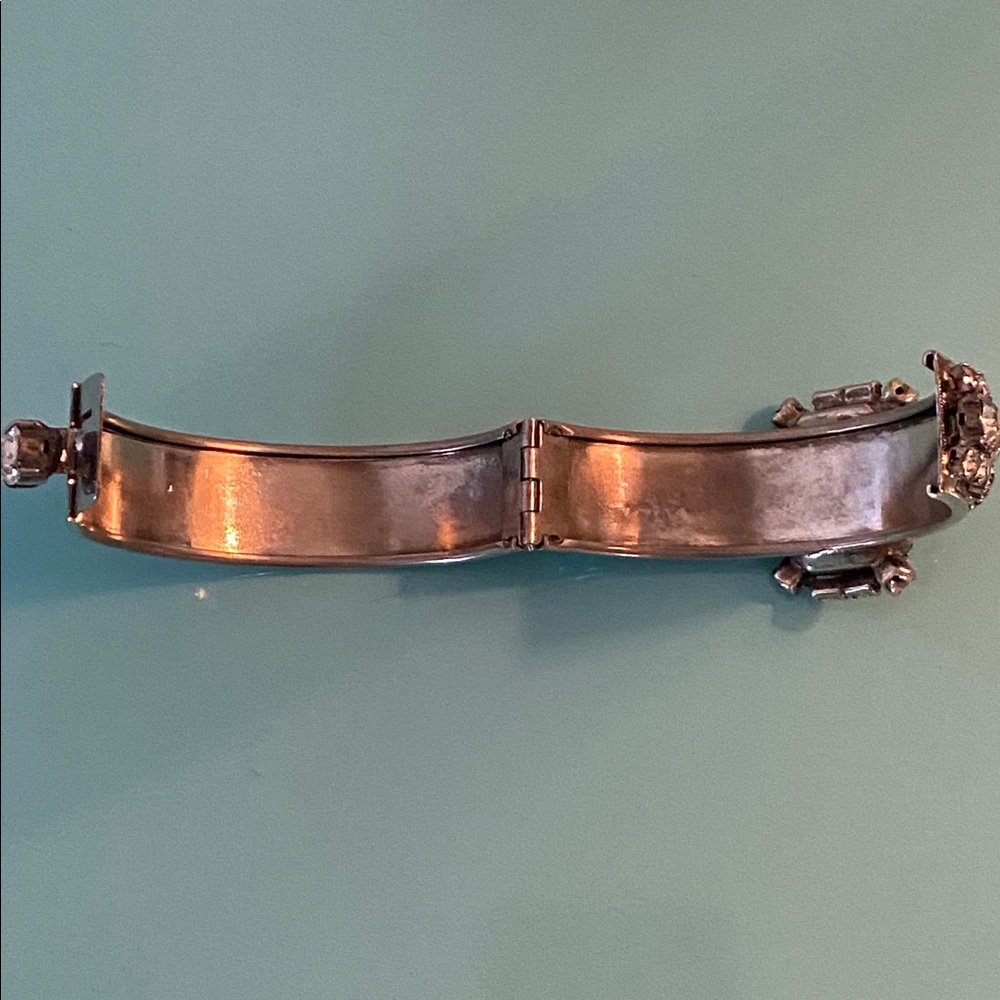 Vintage Statement Bracelet - Picture 9 of 13